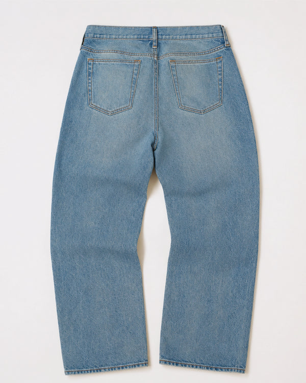 Loose Jeans for Shorter Men