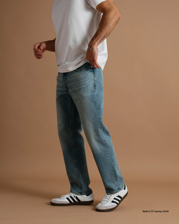 Relaxed Straight Jeans