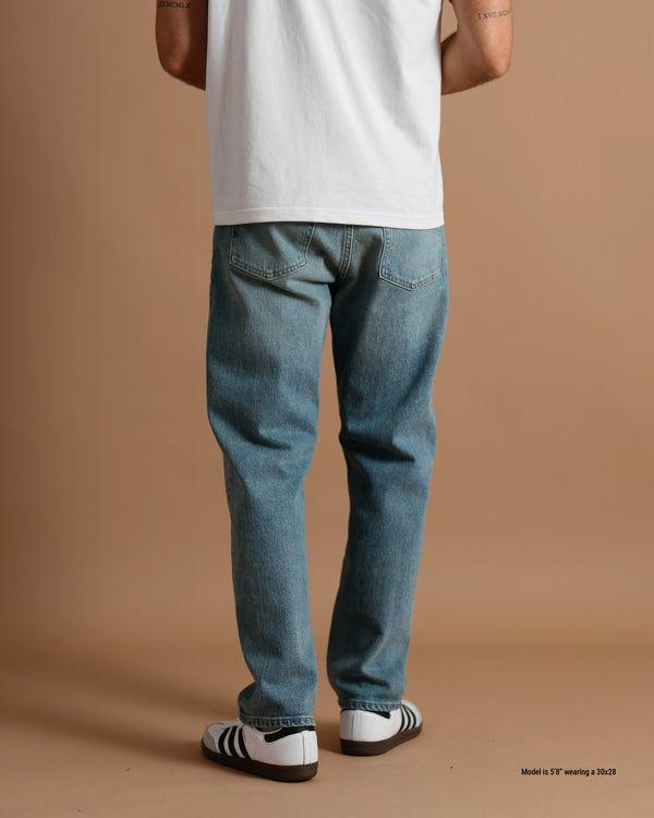 Relaxed Straight Jeans