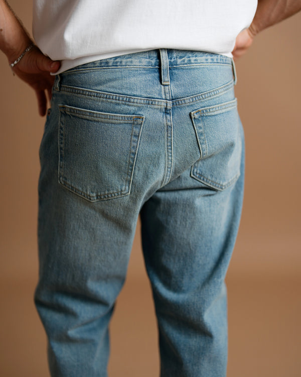 Relaxed Straight Jeans