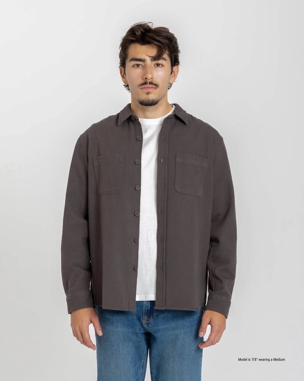 Shadow twill overshirt for shorter men