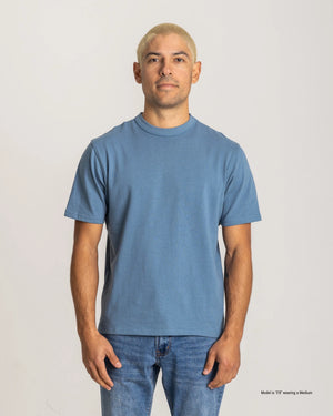 dark grey t-shirt for short men front