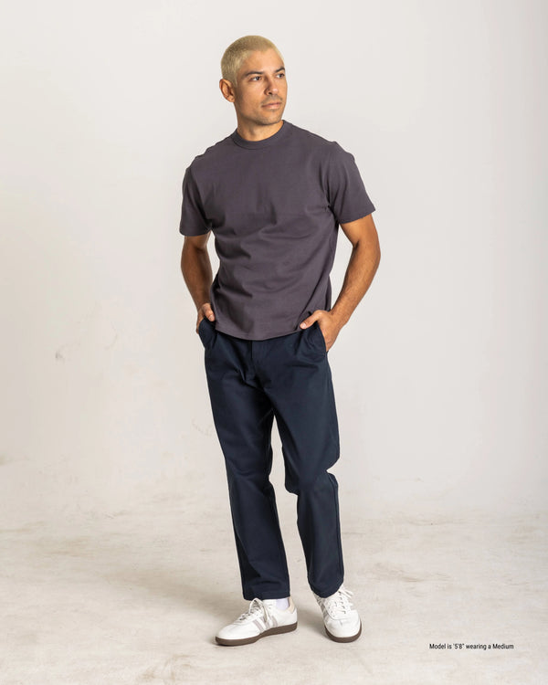 dark grey t-shirt for short men alt